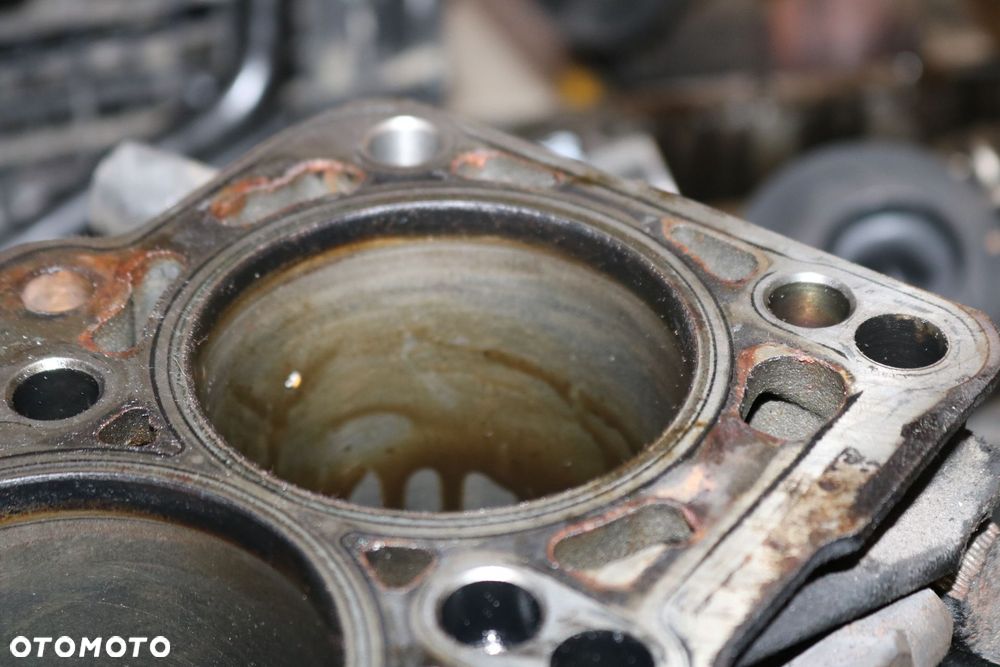 BLOK SILNIKA SEAT ALTEA 038103021AT - 9