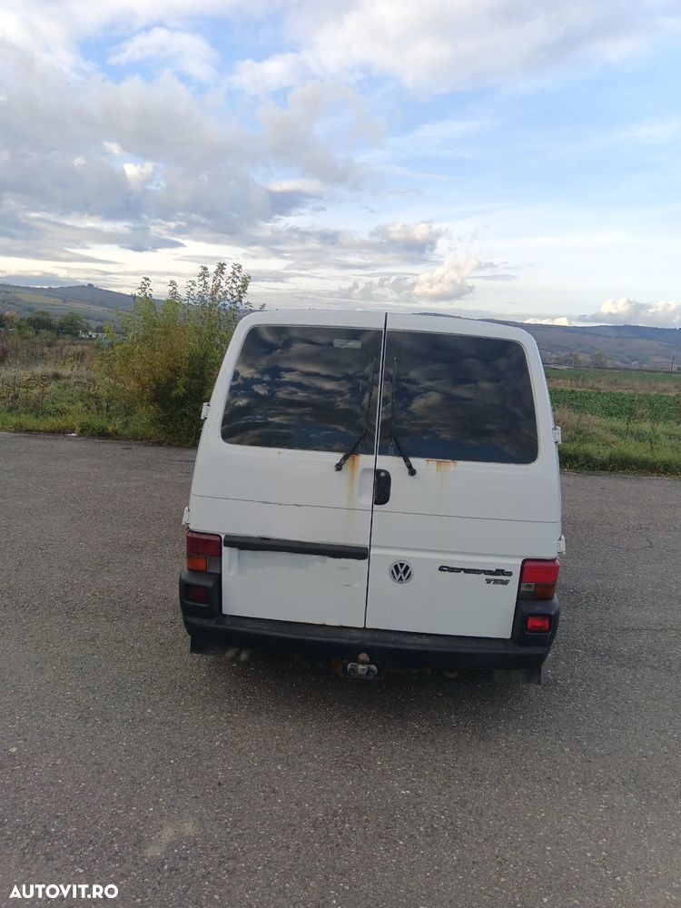 Volkswagen Transporter - 3