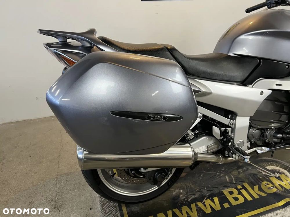 Yamaha FJR - 15