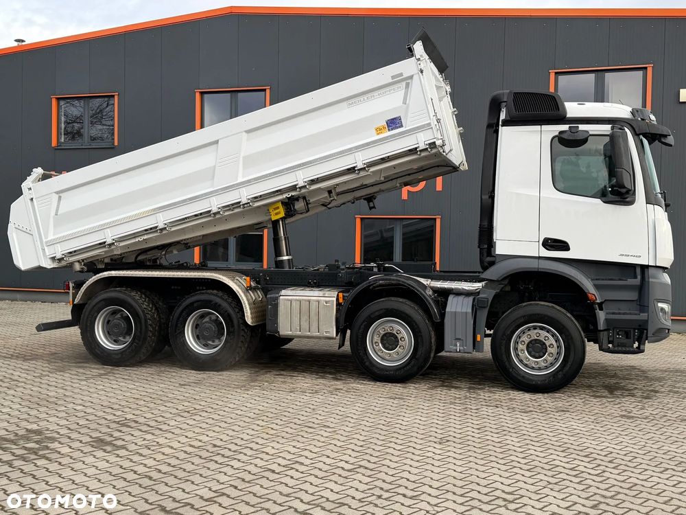 Mercedes-Benz AROCS 3548 8x4 WYWROTKA TRÓJSTRONNA Z BORDMATIKIEM - 10