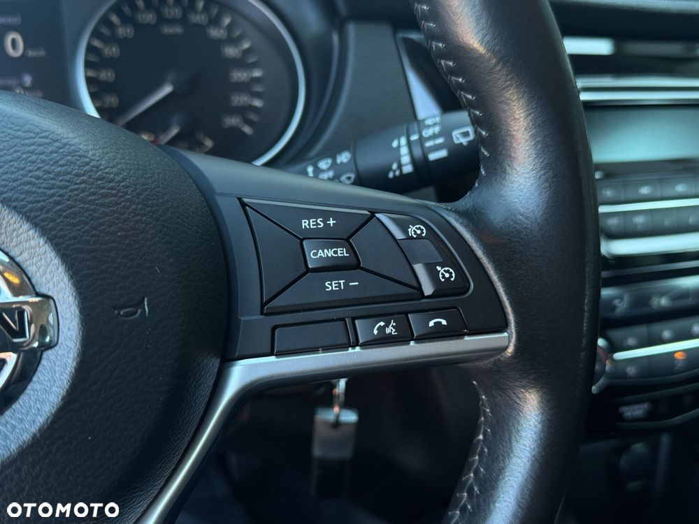Nissan Qashqai - 17