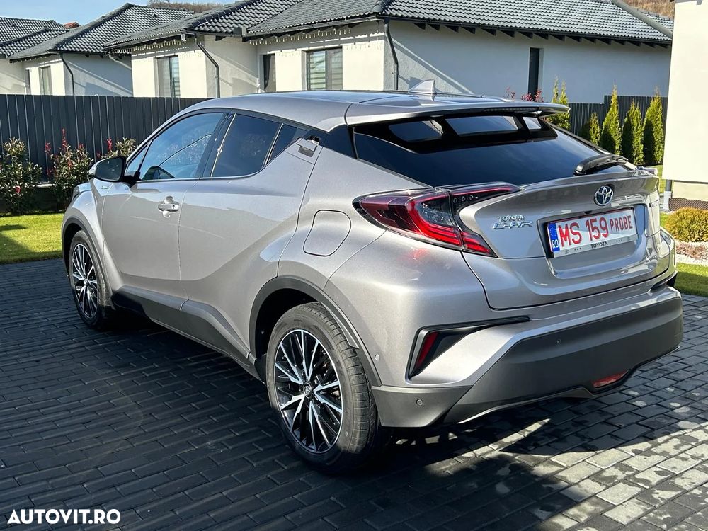 Toyota C-HR Hybrid Style - 4