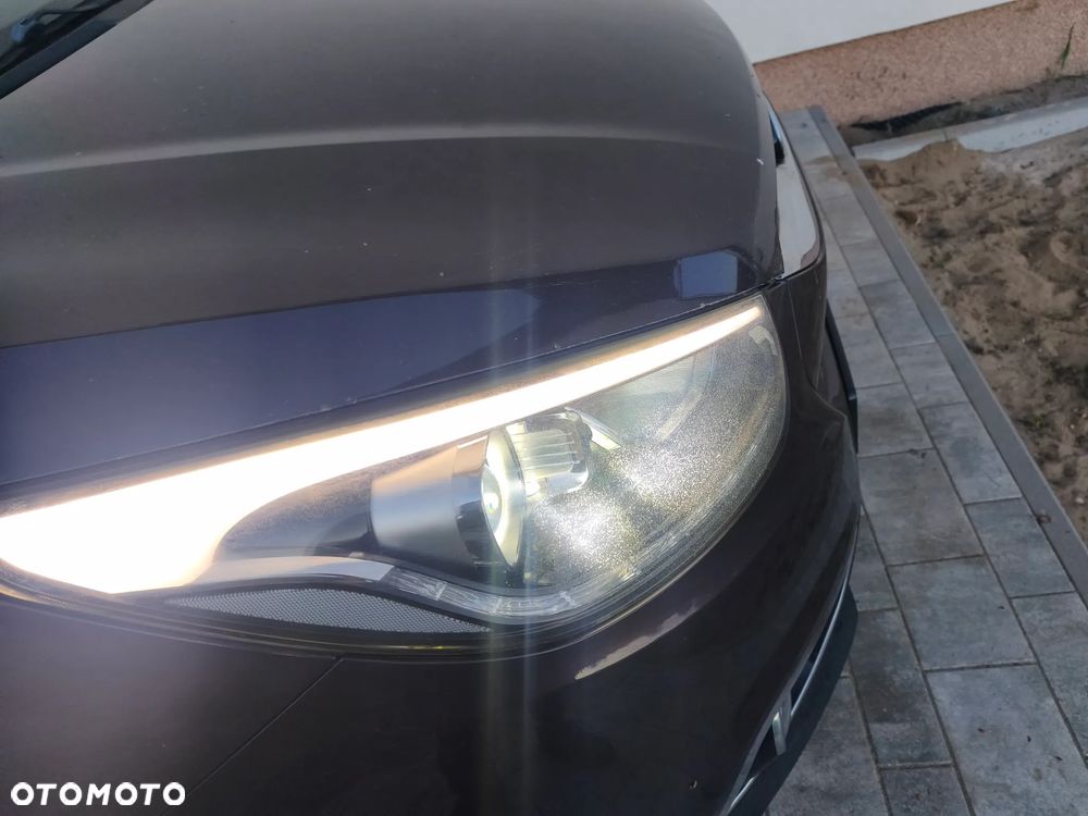 Hyundai ix35 1.7 CRDi 2WD Fifa World Cup Edition - 23