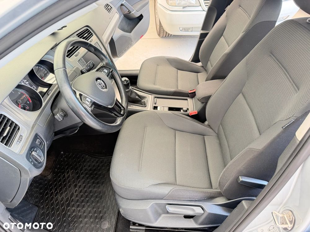 Volkswagen Golf 1.4 TSI BMT Comfortline - 8