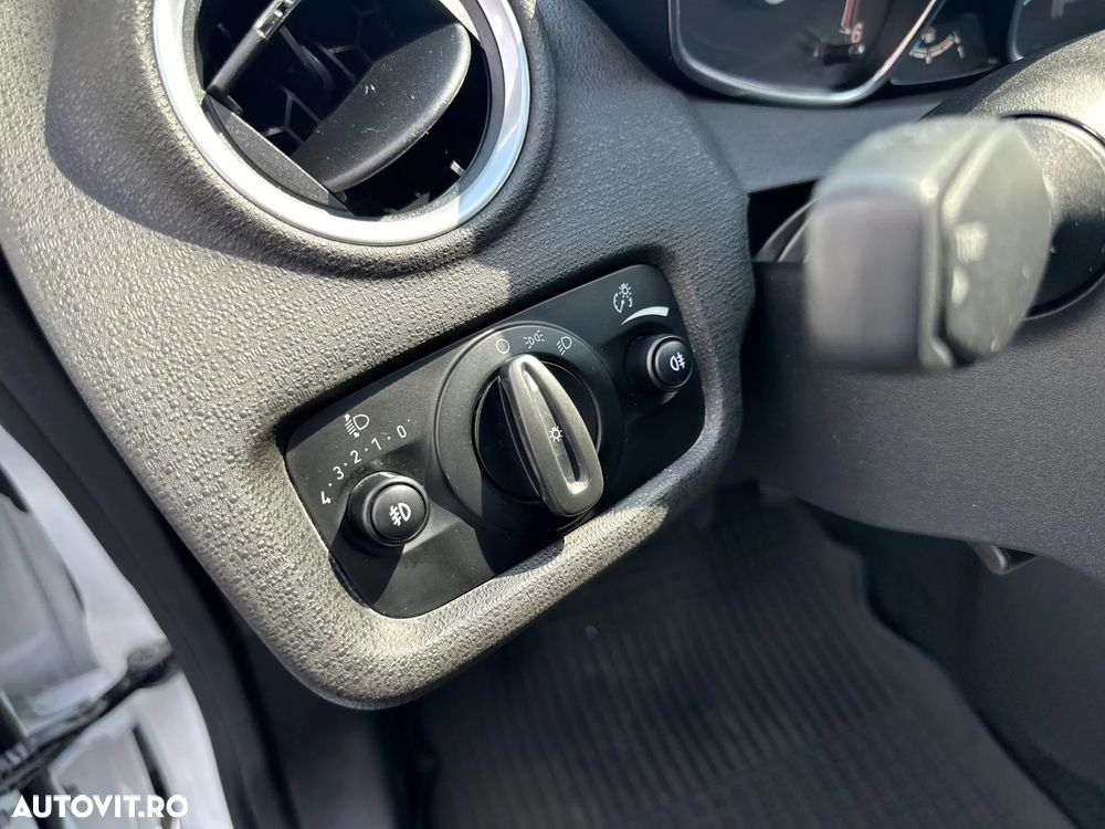 Ford Fiesta - 16