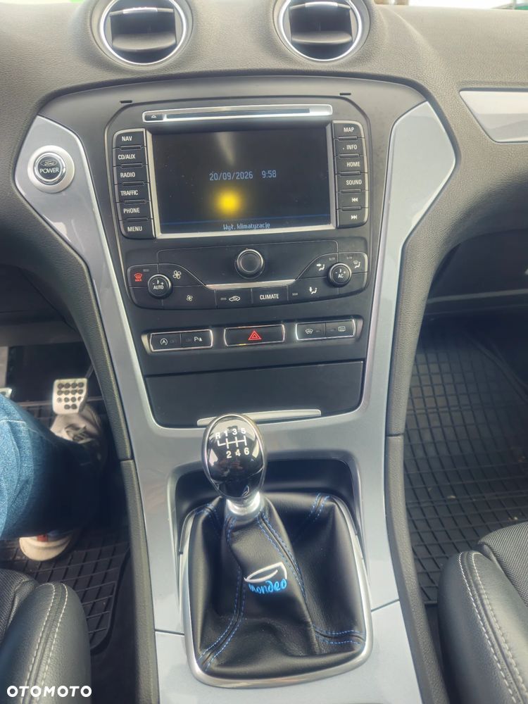 Ford Mondeo - 13