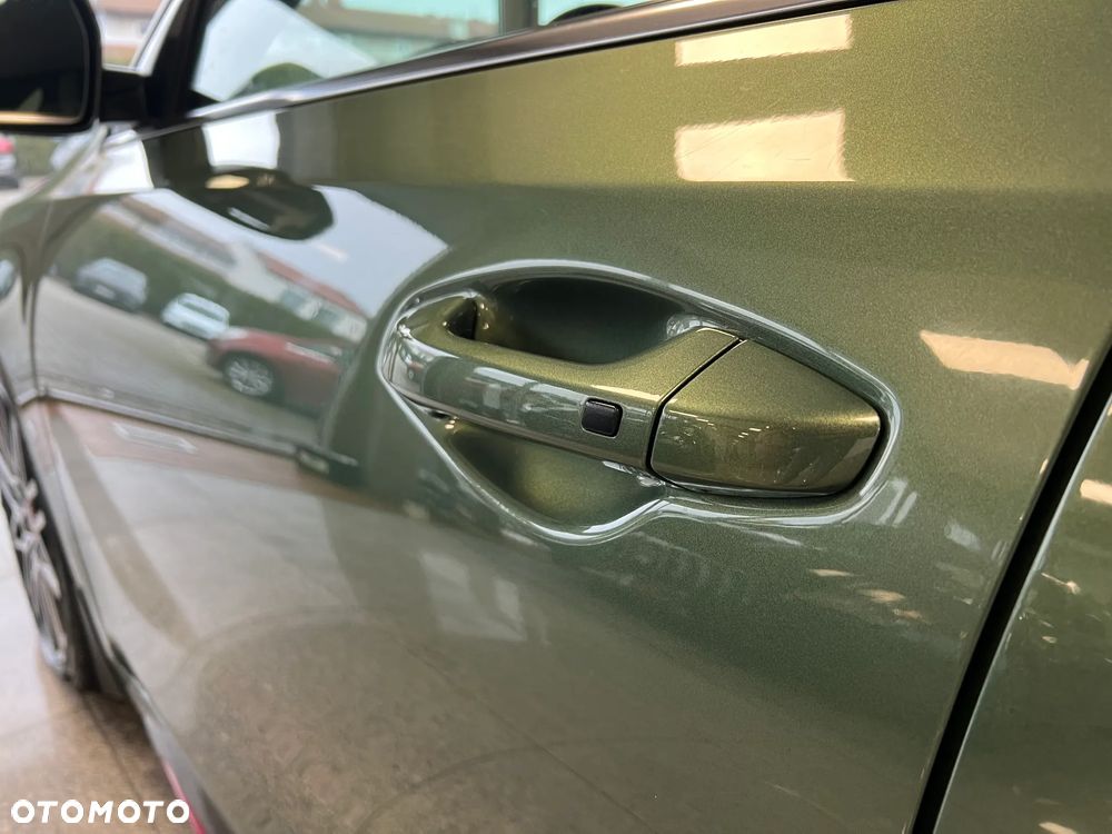 Kia ProCeed 1.6 T-GDI GT DCT - 11