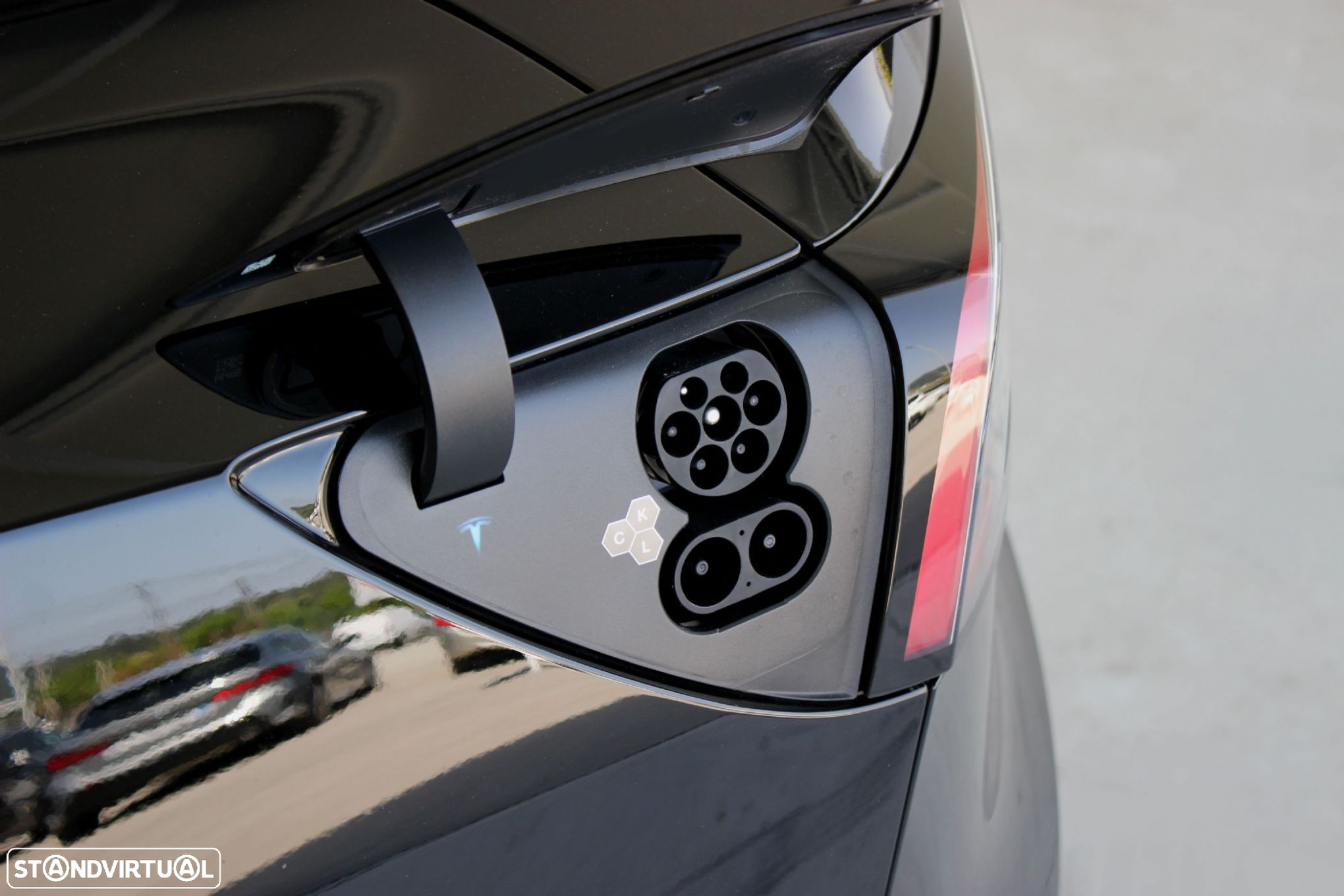 Tesla Model 3 - 9