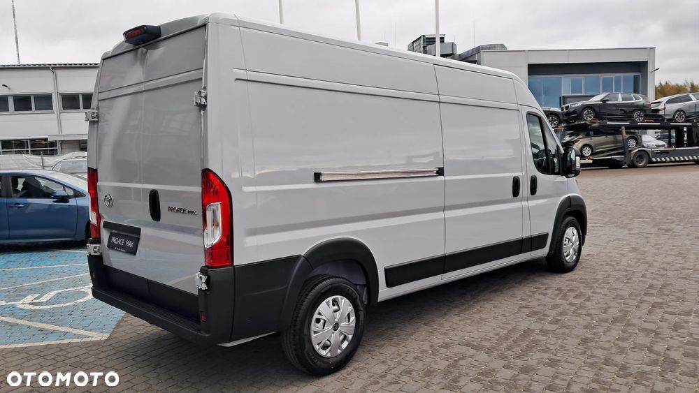 Toyota Proace MAX EV - 7