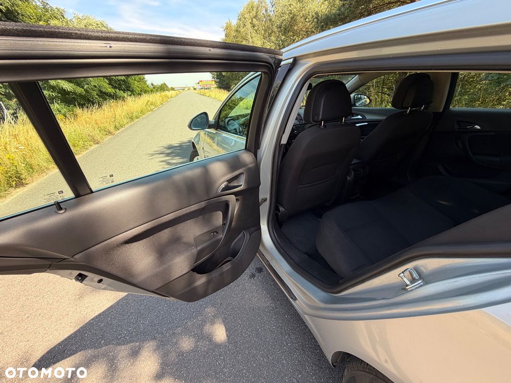 Opel Insignia 2.0 CDTI Active - 10