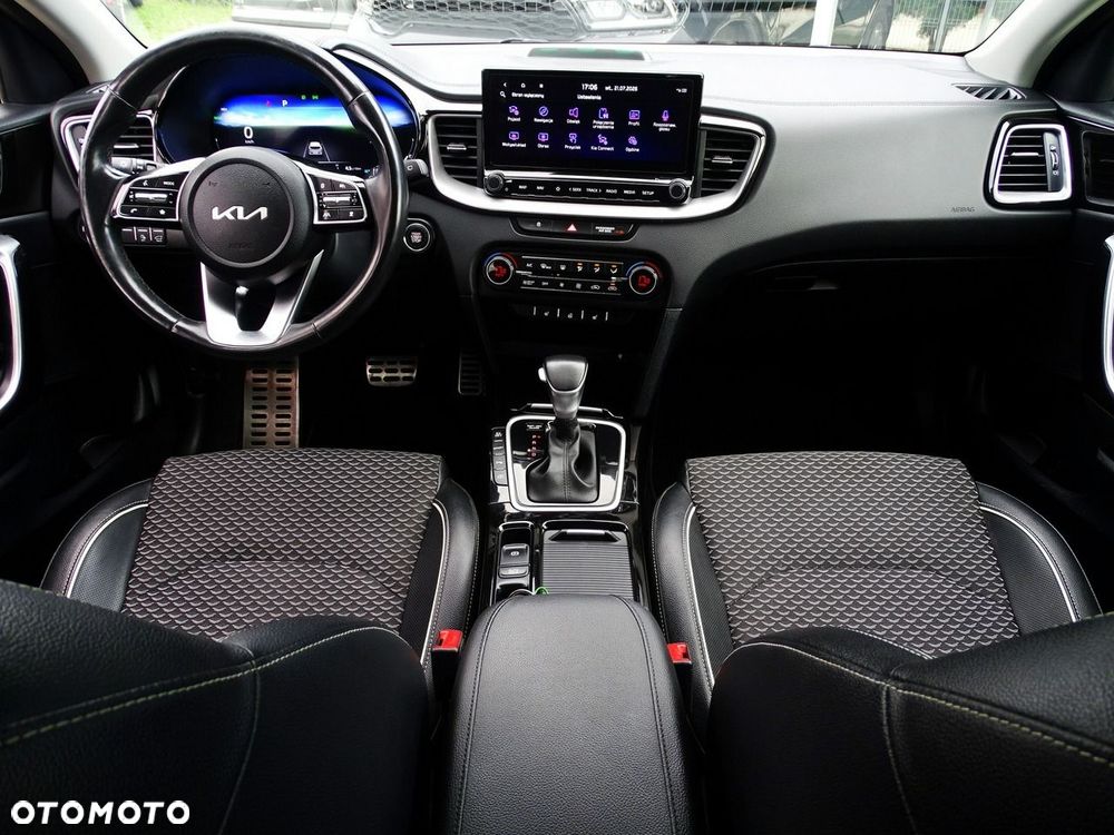 Kia Ceed 1.6 GDI PHEV L Business Line DCT - 28