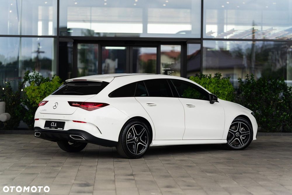 Mercedes-Benz CLA - 5