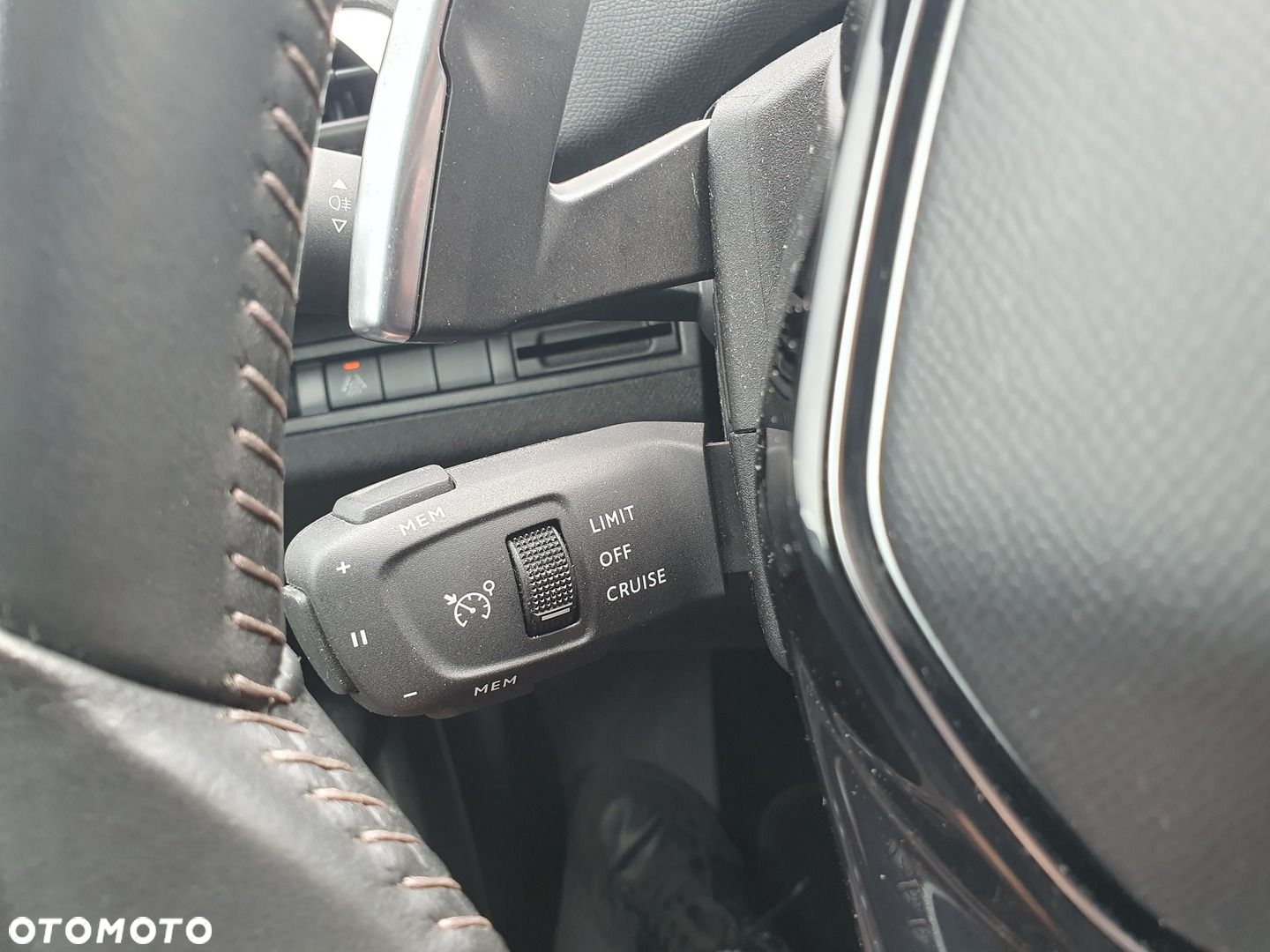 Peugeot 5008 1.5 BlueHDi Active Pack S&S EAT8 - 13