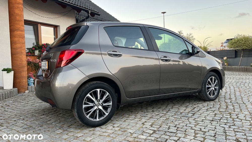 Toyota Yaris 1.0 Premium EU6 - 5