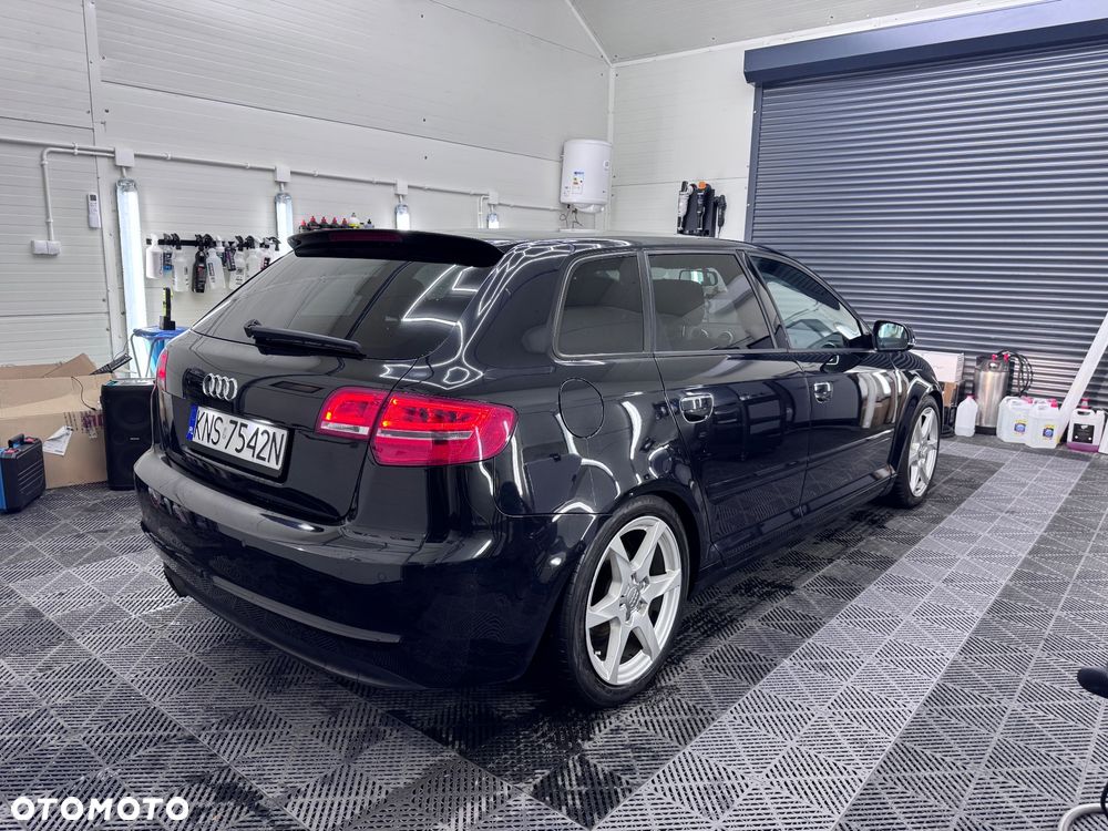 Audi A3 Sportback - 9