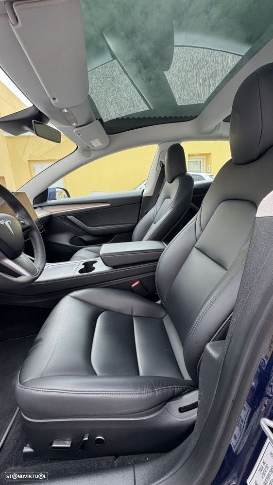 Tesla Model 3 - 18