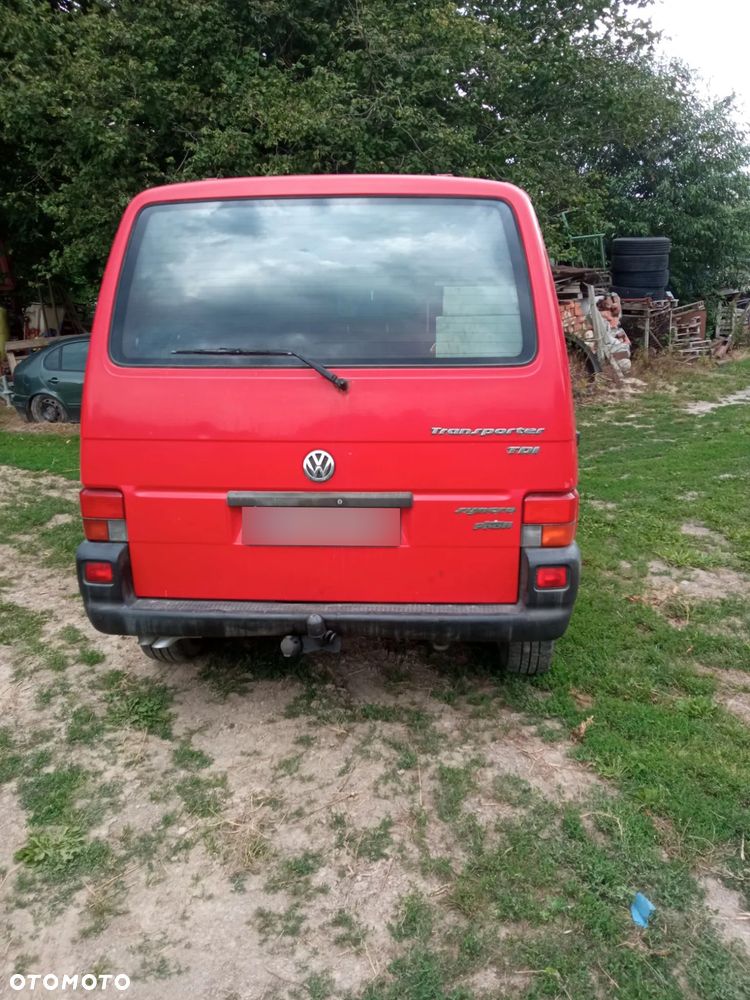 Volkswagen Transporter - 4
