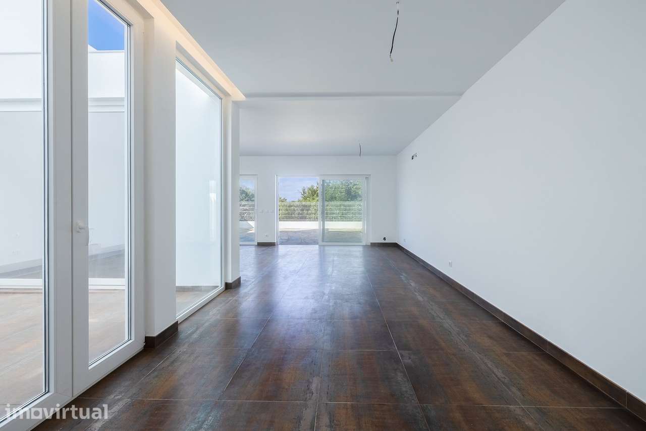 MORADIAS  MODERNAS COM 3 QUARTOS EM SAGRES - Grande imagem: 3/36