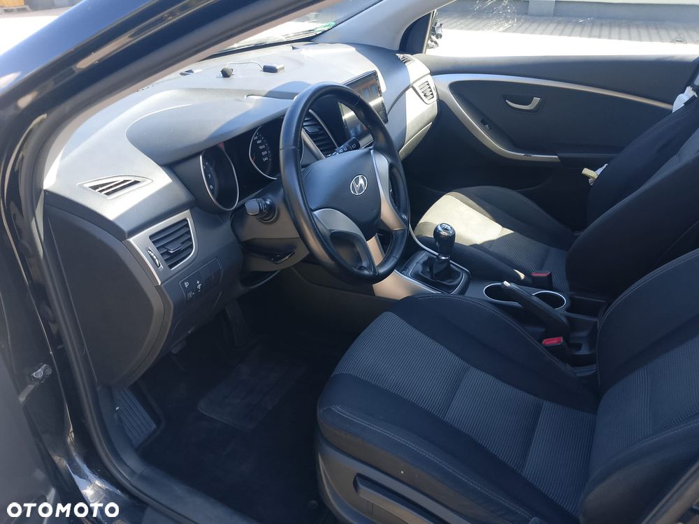 Hyundai i30 - 13