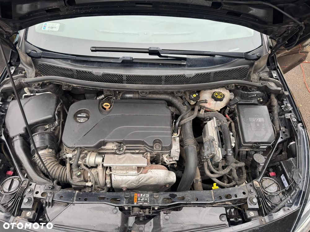 Opel Astra 1.4 Turbo Dynamic - 13