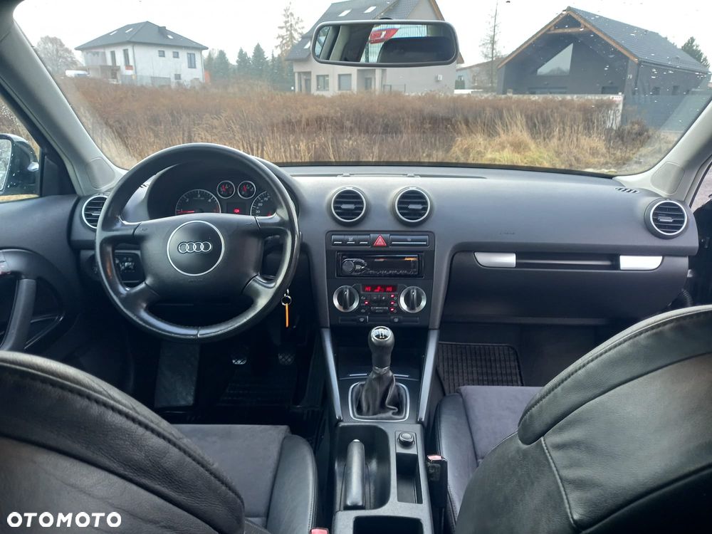 Audi A3 3-drzwiowe 1.9 TDIe DPF - 11