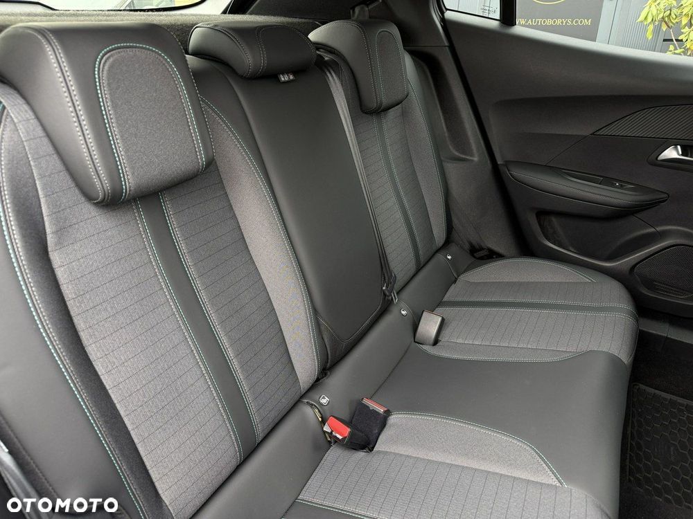 Peugeot 2008 1.5 BlueHDi Allure Pack S&S - 34