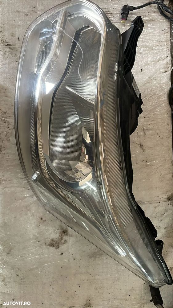 Far stanga/ dreapta Ford Transit 2.2 tdci  2013-2018 BK3113D152AF BK3113D153AF - 6