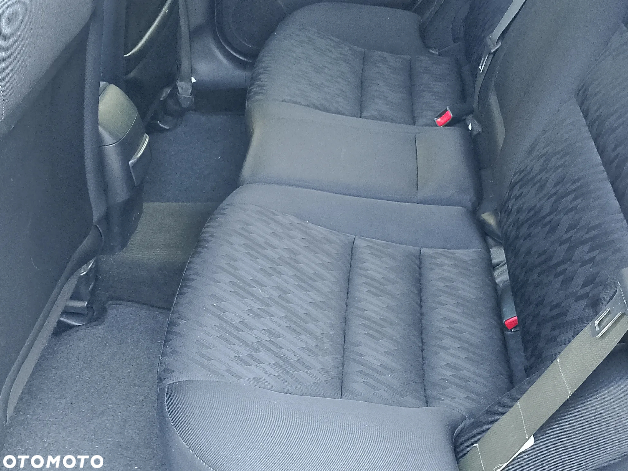 Honda Accord Tourer 2.0 i Comfort - 13