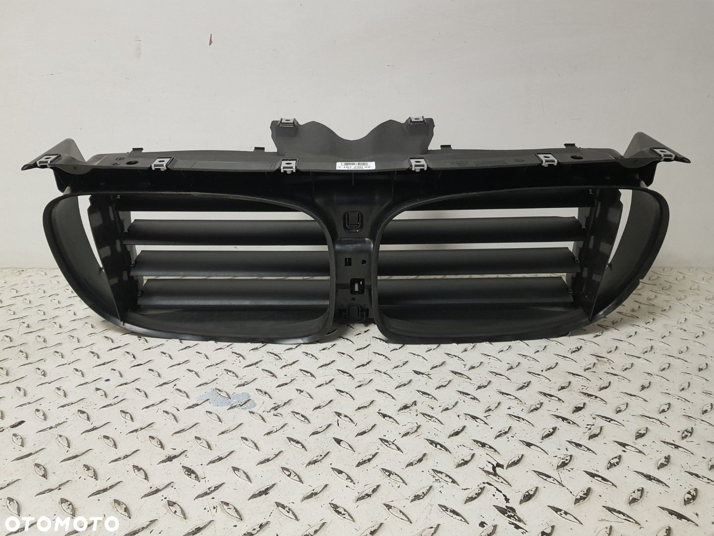 NOWA ORYGINALNA KIEROWNICA POWIETRZA ŻALUZJA SILNICZEK  BMW 7 F01 F02  7187290 6466R151 187798 - 2