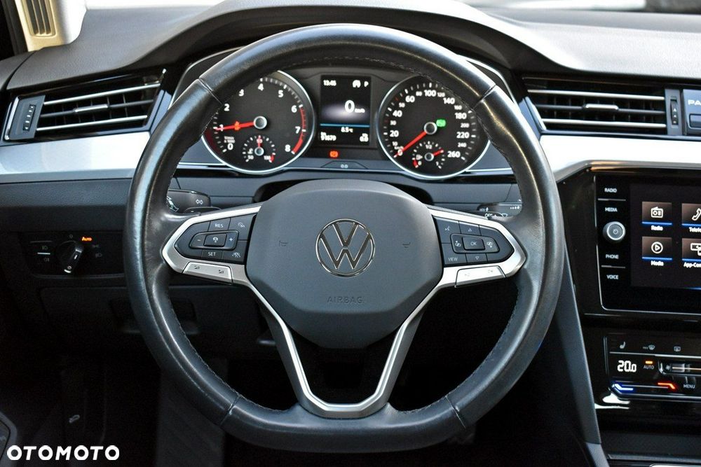 Volkswagen Passat 1.5 TSI EVO Business DSG - 15