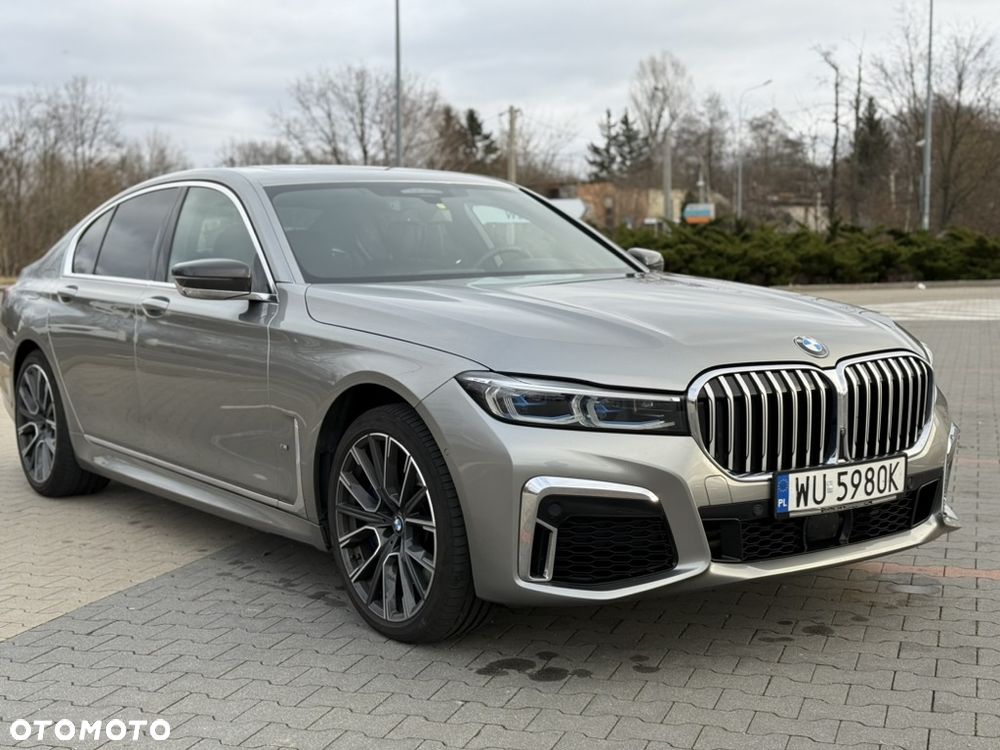 BMW Seria 7 750i xDrive sport - 1