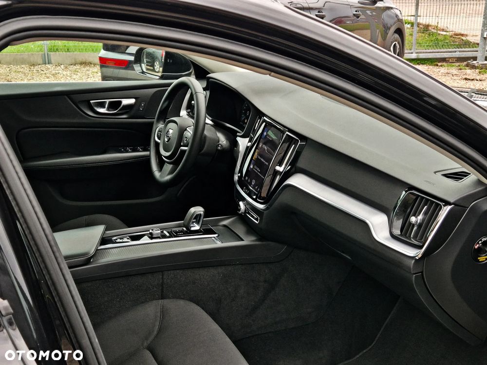 Volvo V60 B3 B Momentum Pro - 20