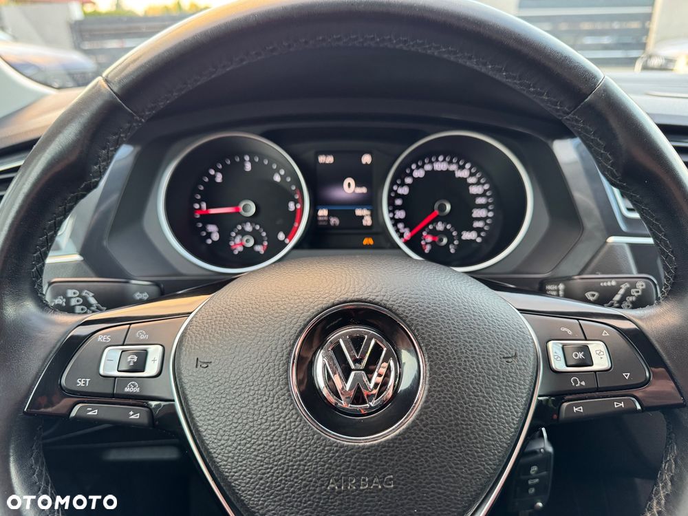 Volkswagen Tiguan 2.0 TDI Perfectline R-Style - 29