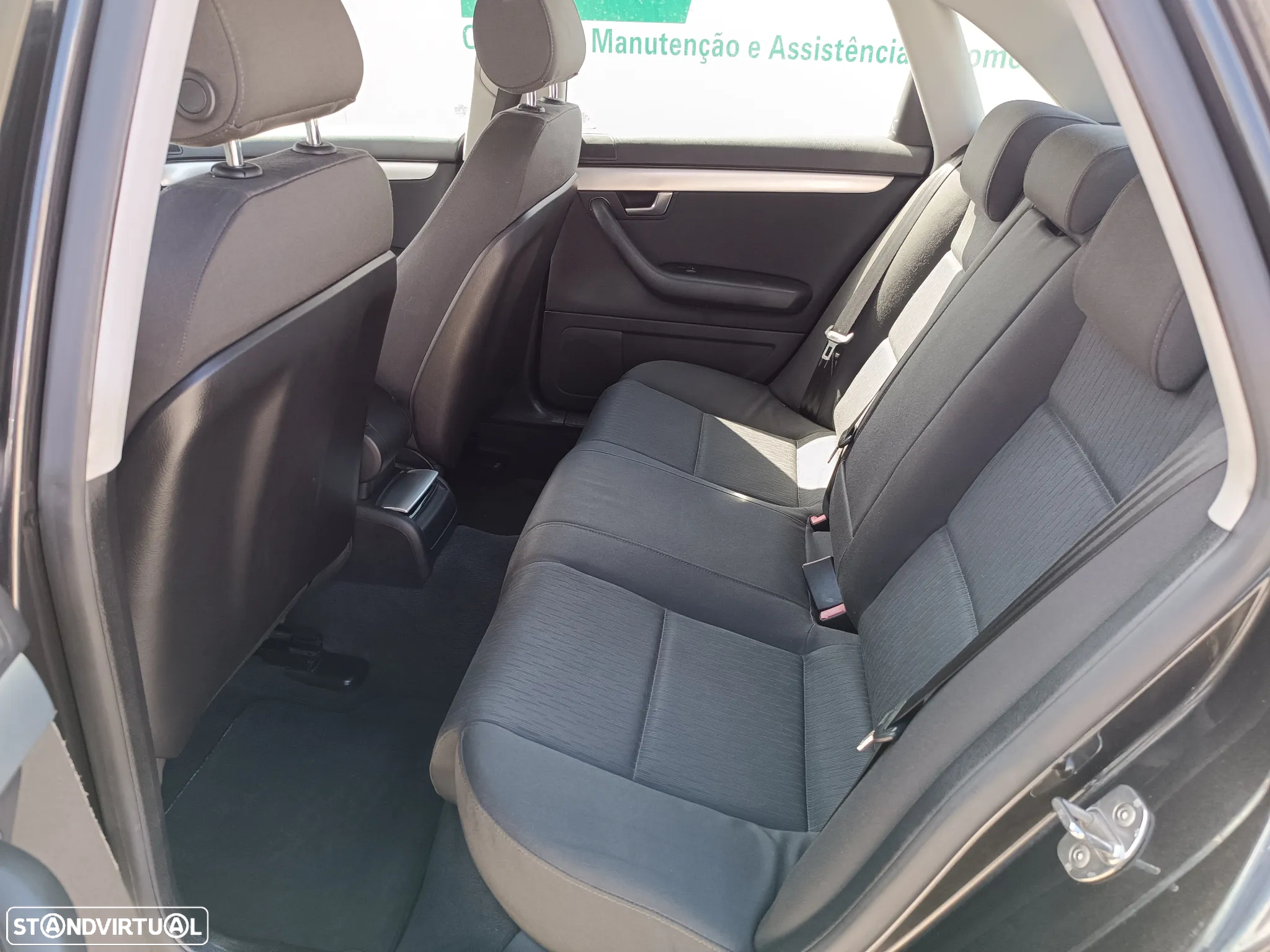 Audi A4 2.0 TDI exclusive - 17