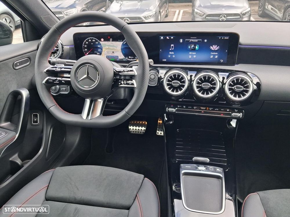 Mercedes-Benz A 250 Limousine - 16