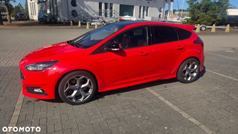 Ford Focus 2.0 TDCi ST-2 - 17