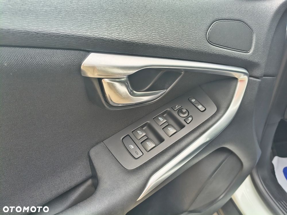 Volvo V40 Cross Country D2 - 23