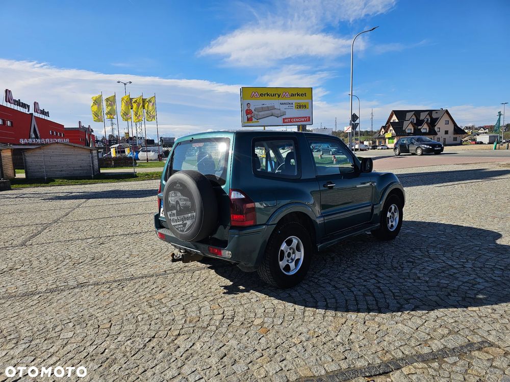 Mitsubishi Pajero - 5
