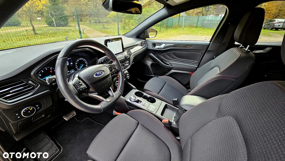 Ford Focus 1.5 EcoBoost ST-Line - 22