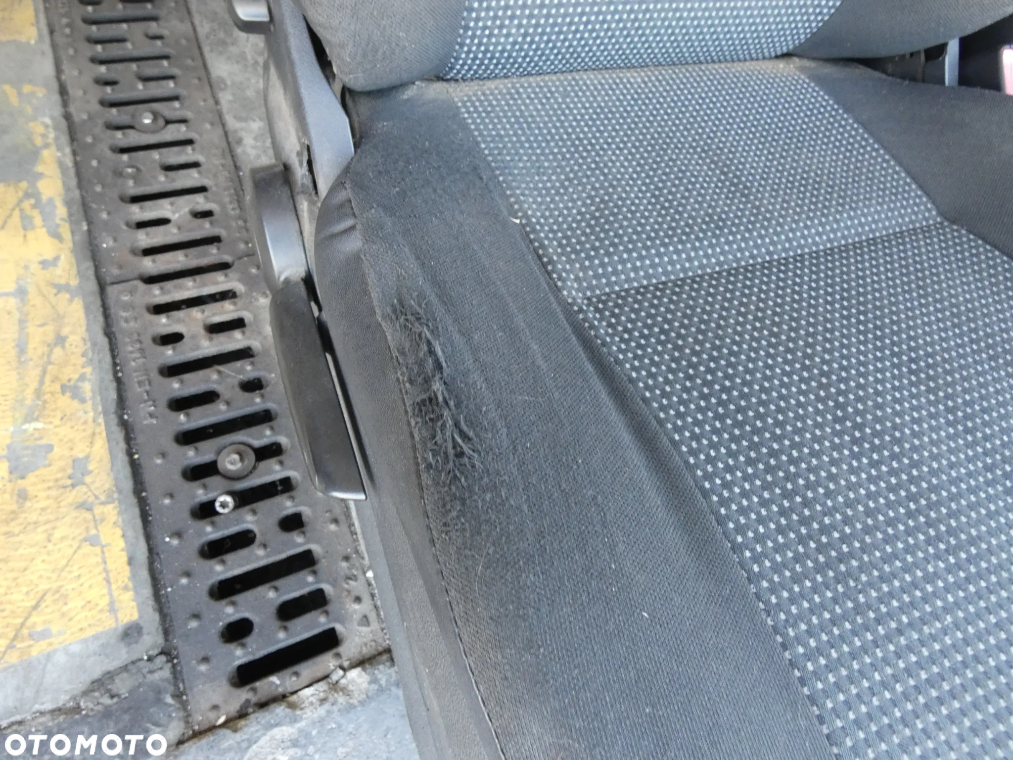 MERCEDES SPRINTER W906 FOTELE PRZÓD PRZEDNIE KOMPLET MATERIAŁ UK GORLICE - 8