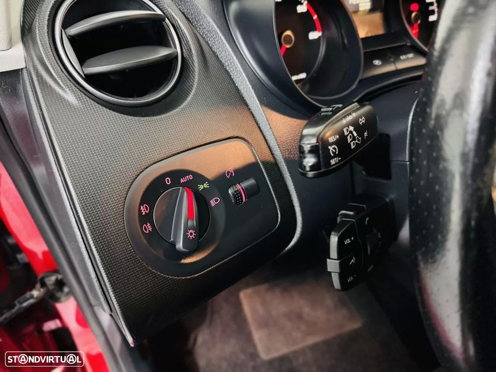 SEAT Ibiza 1.6 TDI FR - 28