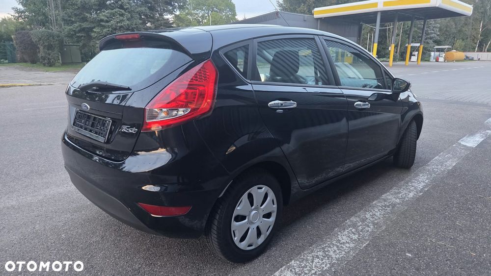 Ford Fiesta - 6
