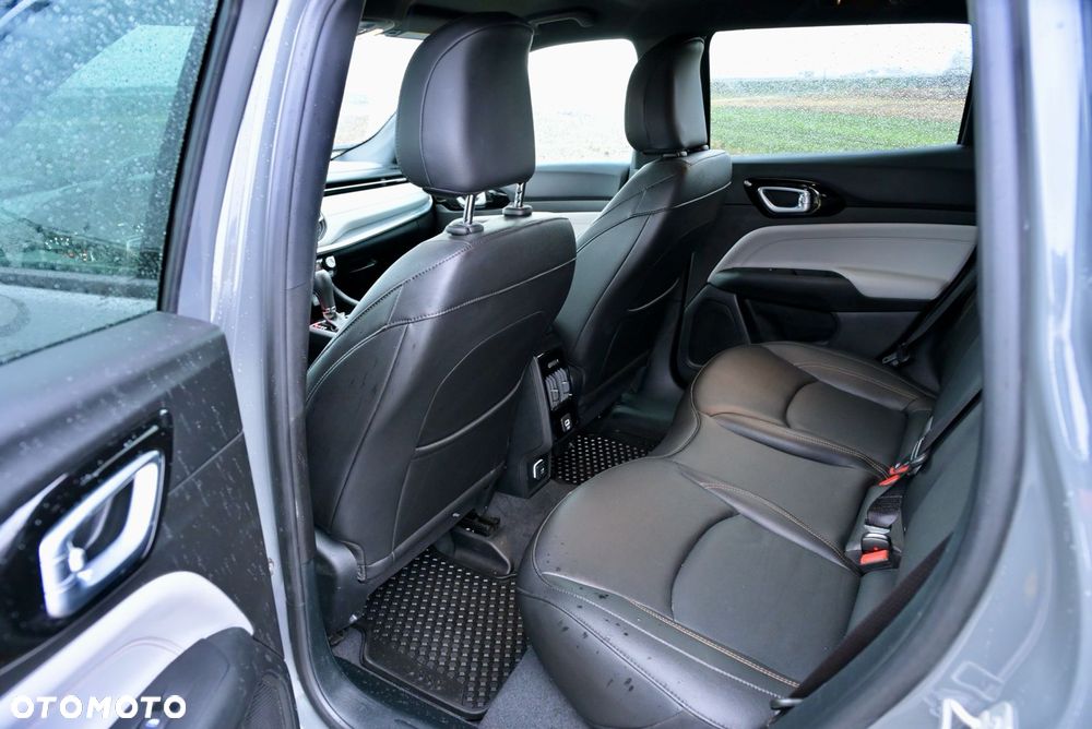 Jeep Compass - 9