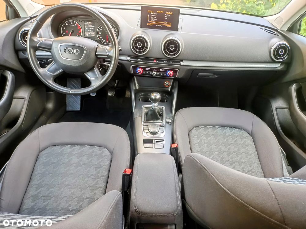 Audi A3 3-drzwiowe 1.4 TFSI Ambiente - 15