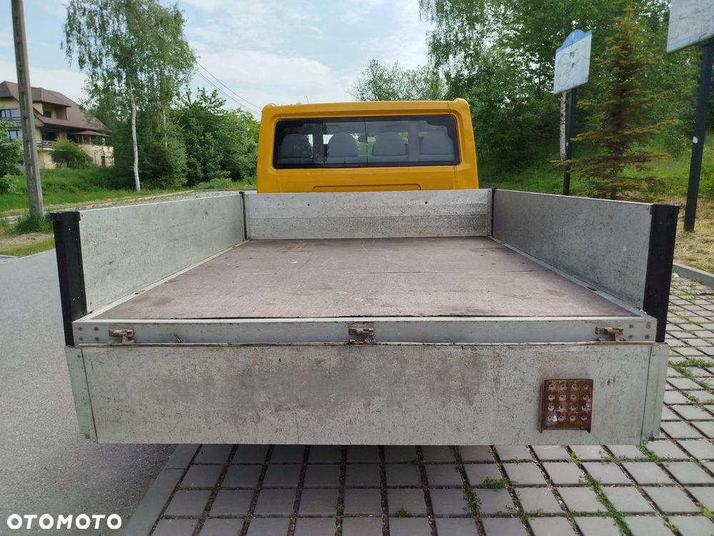 Ford Transit - 12