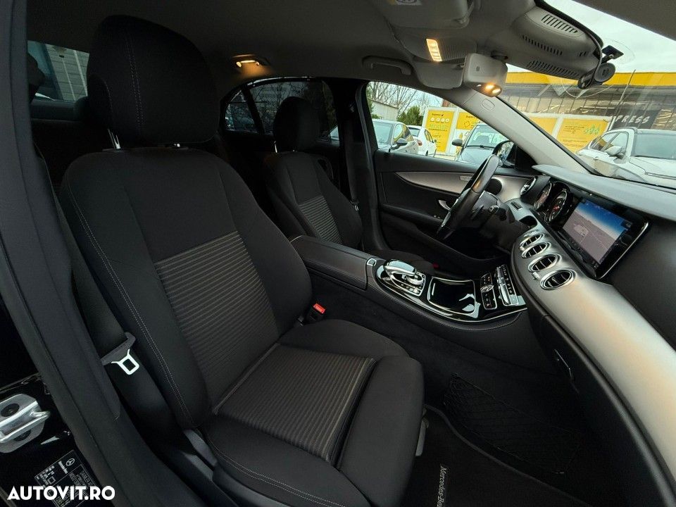 Mercedes-Benz E - 20