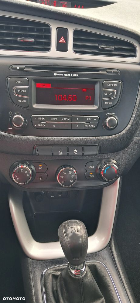 Kia Ceed 1.4 CVVT - 15