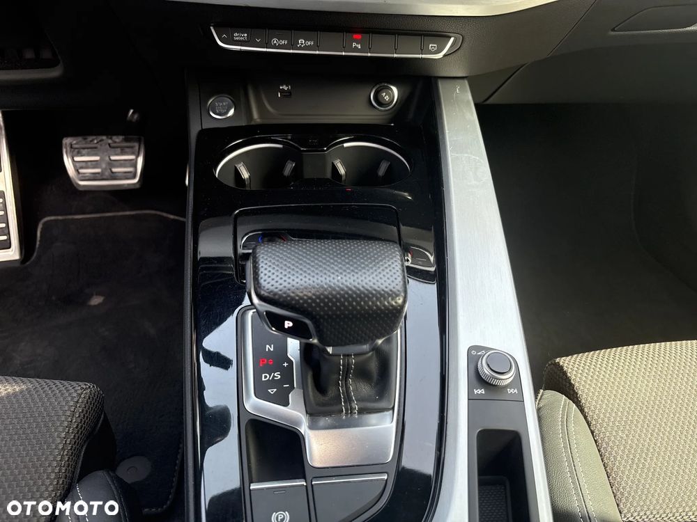 Audi A4 Avant 40 TDI mHEV Quattro S Line S tronic - 13