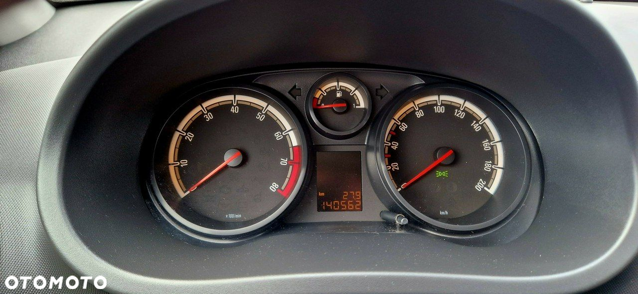 Opel Corsa - 13