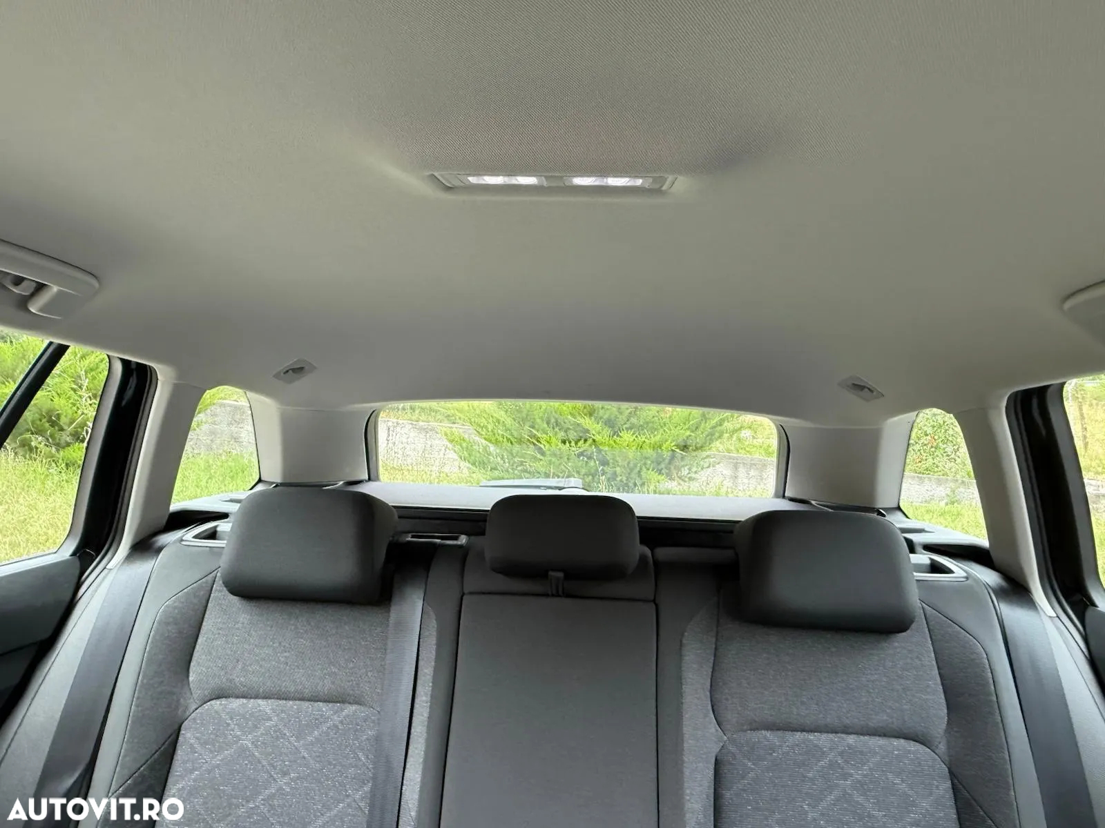 Volkswagen Golf 2.0 TDI SCR Life - 17
